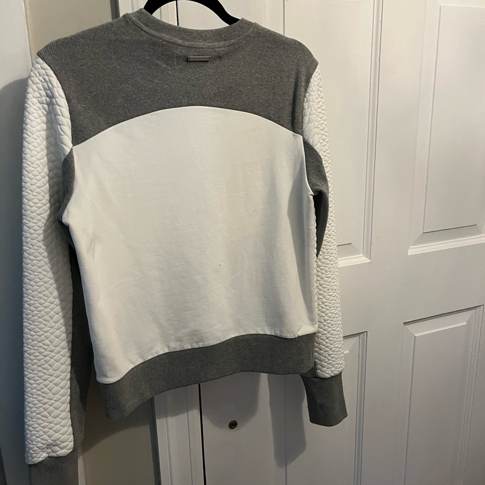 NWOT Blanc Noir Textured White and Gray Sweater - Picture 5 of 7
